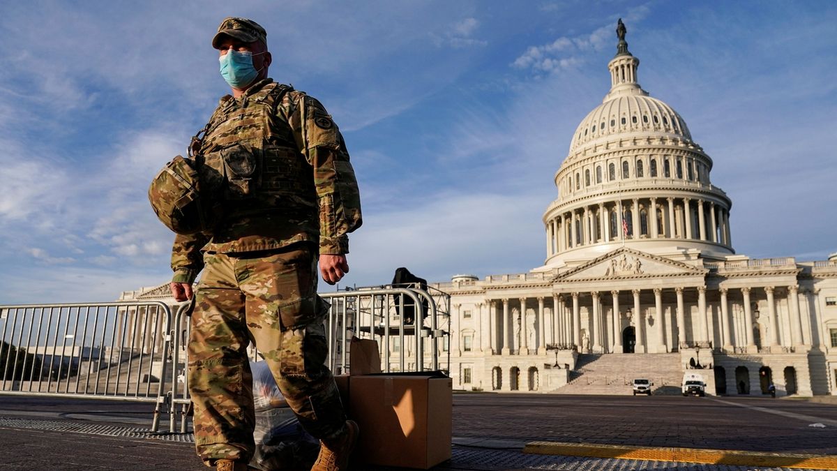 Ozbrojenci se ve čtvrtek možná pokusí zaútočit na Kapitol, varuje policie